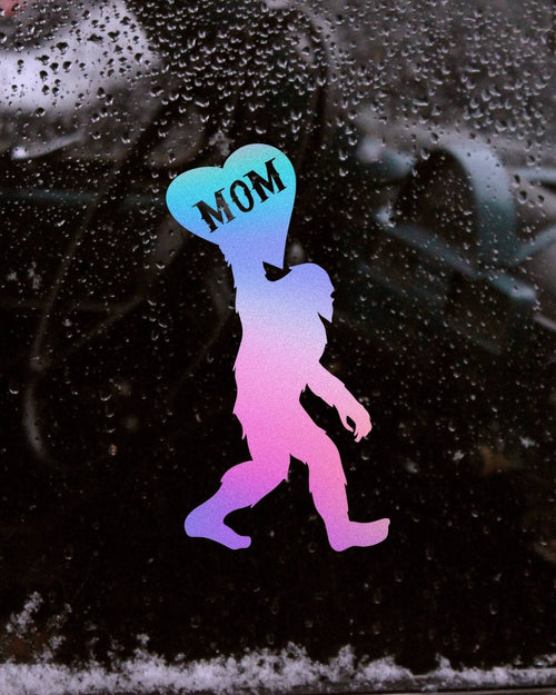 Bigfoot <3 Mom Vinyl Decal